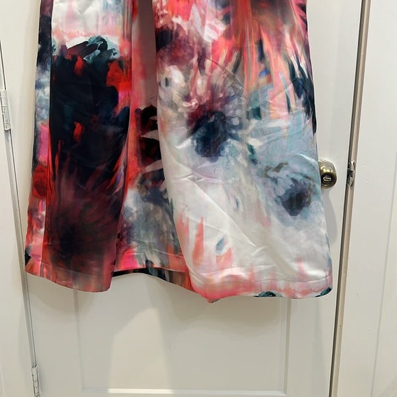 Parker Black Elegant Strapless Floral Gown size 2. In perfect condition! - Picture 3 of 11